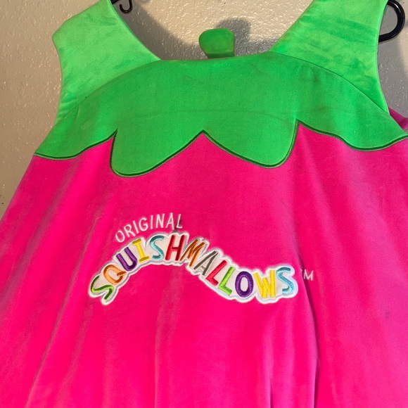 EUC SQUISHMALLOWS pink, plush  Gwendolyn the Neon Strawberry Bat - Picture 8 of 11